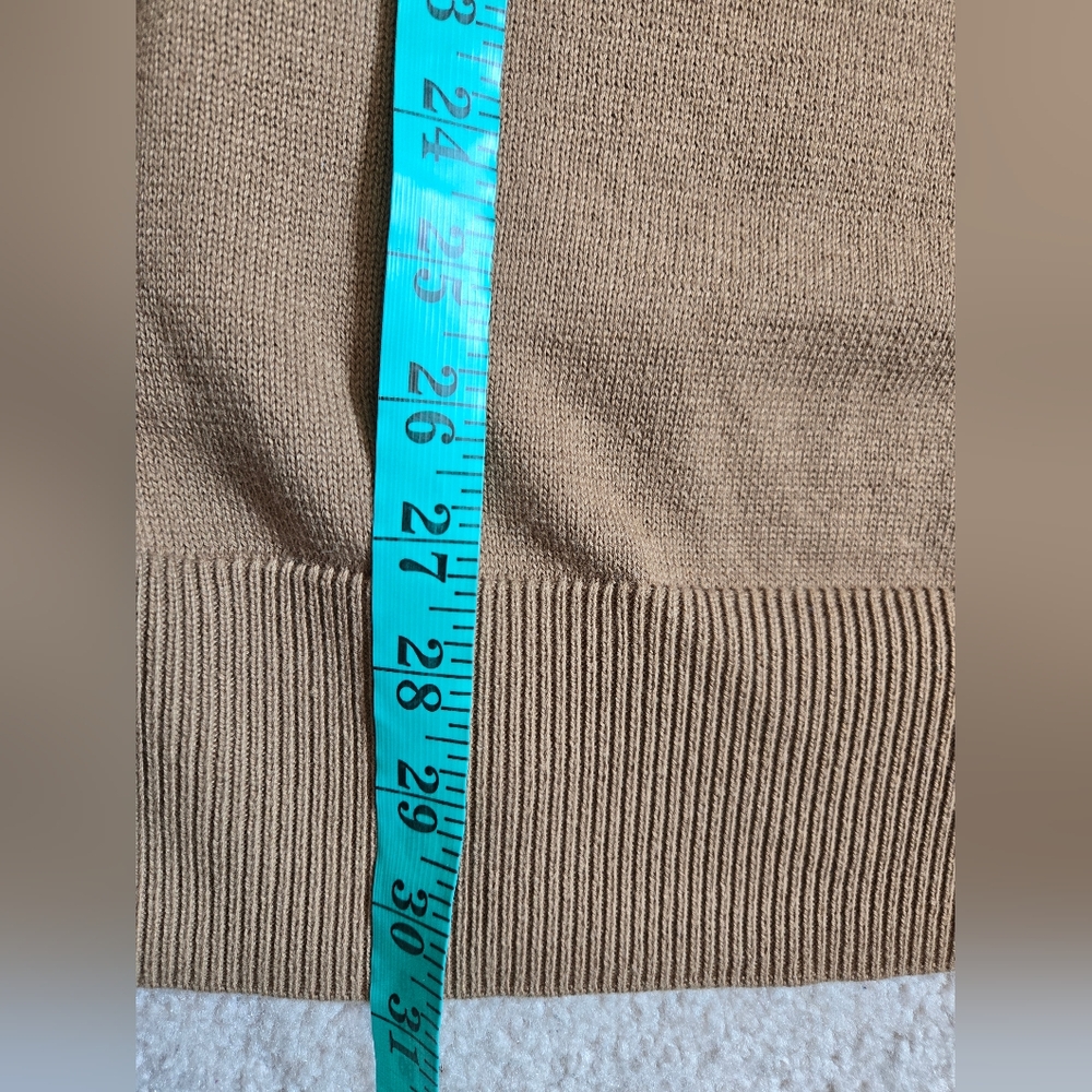 MICHAEL KORS Tan Cardigan Sweater with Faux Fur Collar. Size XL - Picture 10 of 12